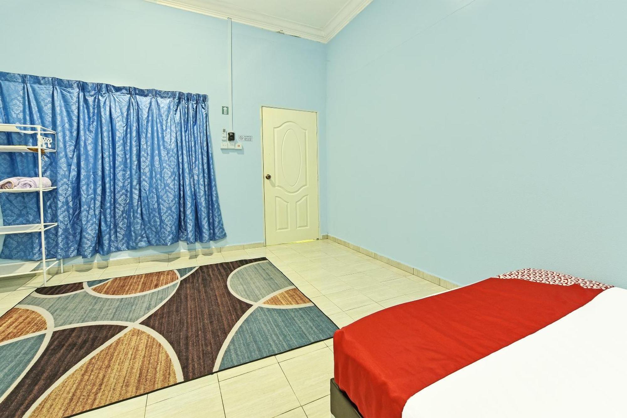 Oyo 90551 Zn Mix Homestay & Roomstay Kampung Raja ภายนอก รูปภาพ