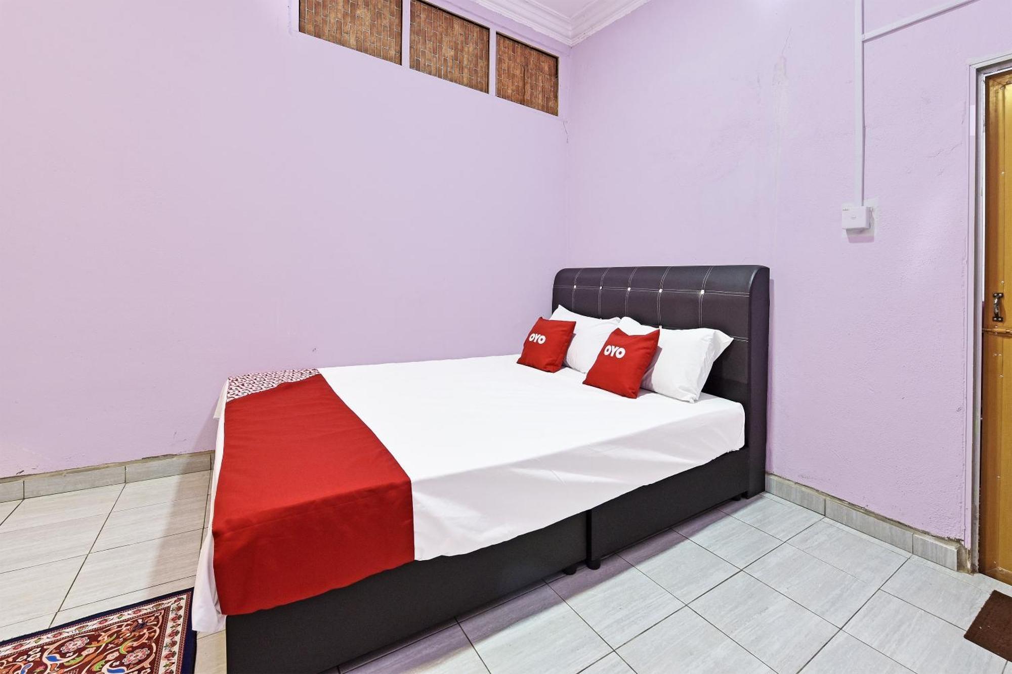 Oyo 90551 Zn Mix Homestay & Roomstay Kampung Raja ภายนอก รูปภาพ