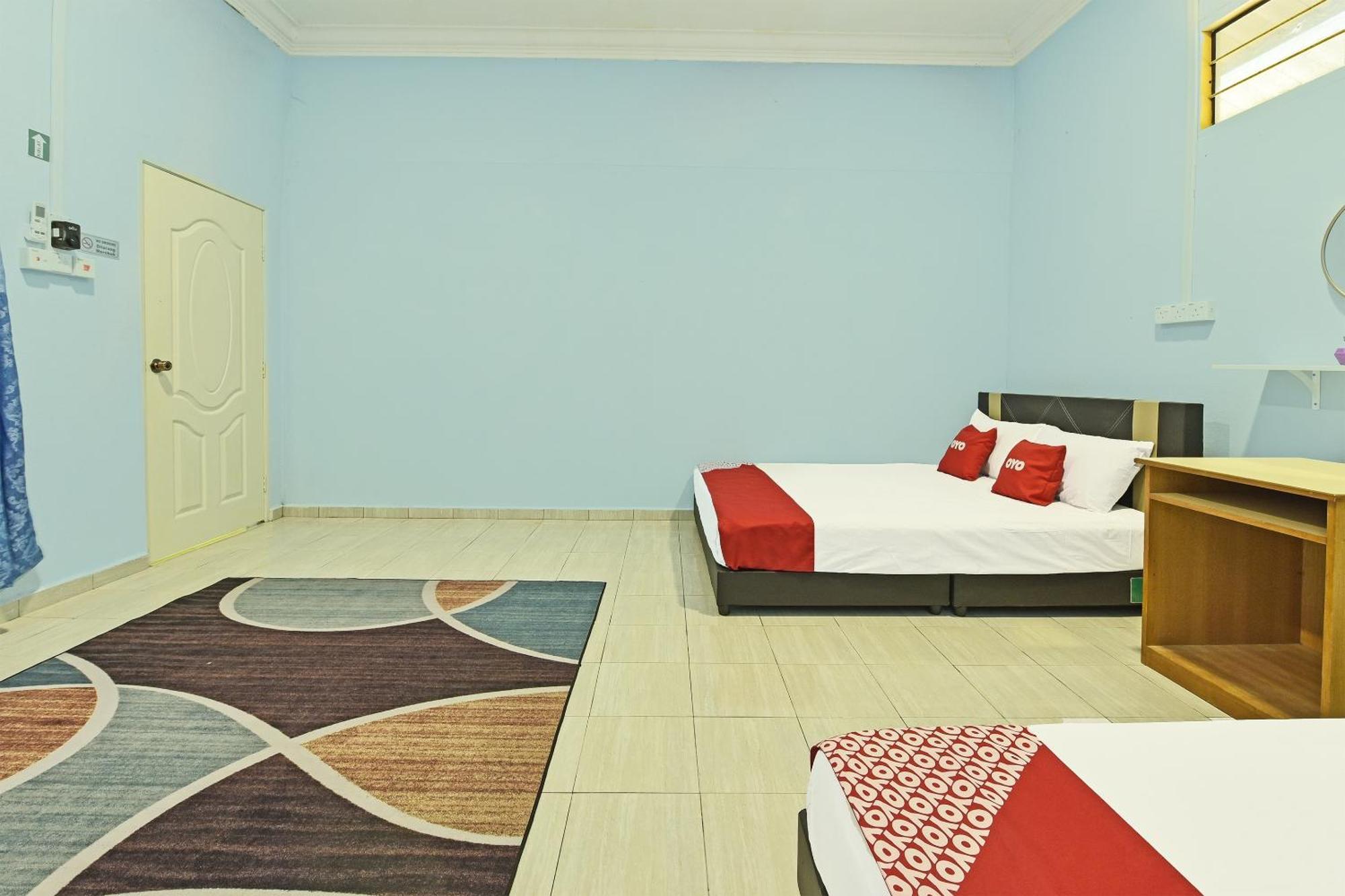 Oyo 90551 Zn Mix Homestay & Roomstay Kampung Raja ภายนอก รูปภาพ