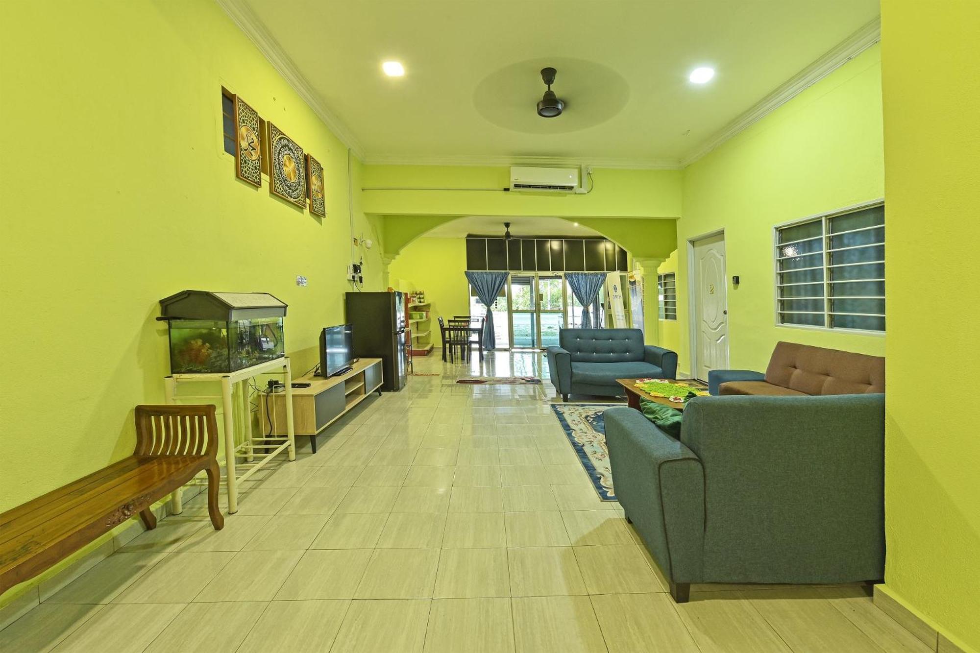 Oyo 90551 Zn Mix Homestay & Roomstay Kampung Raja ภายนอก รูปภาพ