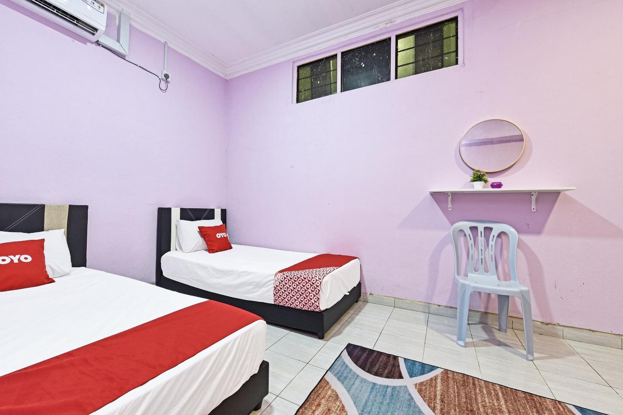 Oyo 90551 Zn Mix Homestay & Roomstay Kampung Raja ภายนอก รูปภาพ