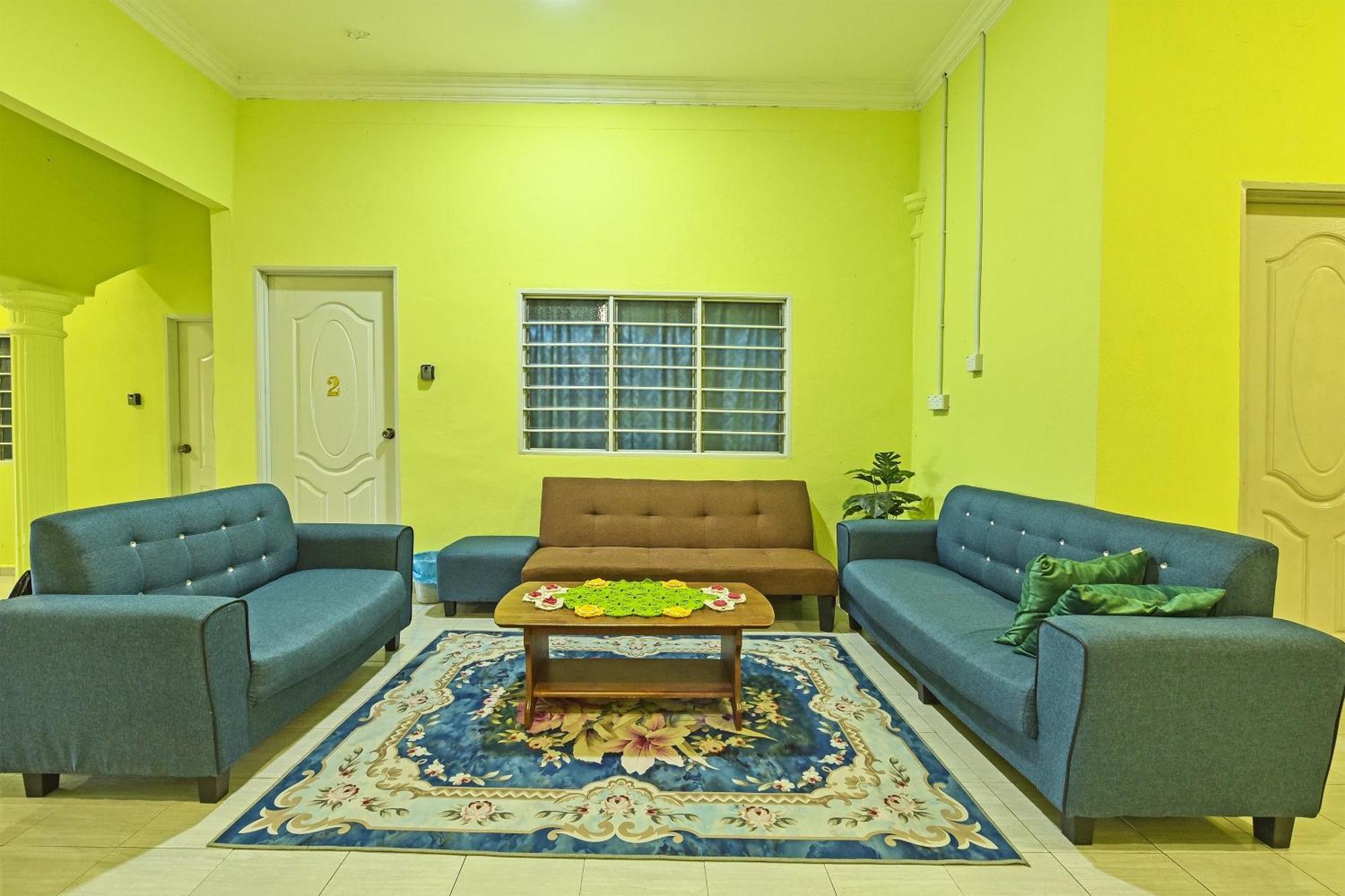 Oyo 90551 Zn Mix Homestay & Roomstay Kampung Raja ภายนอก รูปภาพ