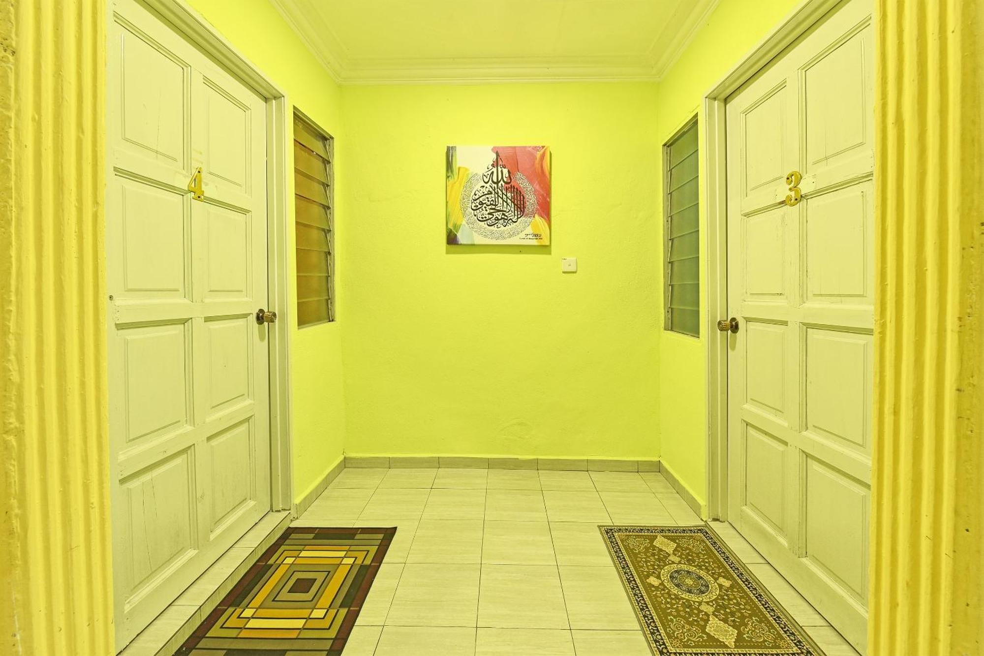 Oyo 90551 Zn Mix Homestay & Roomstay Kampung Raja ภายนอก รูปภาพ